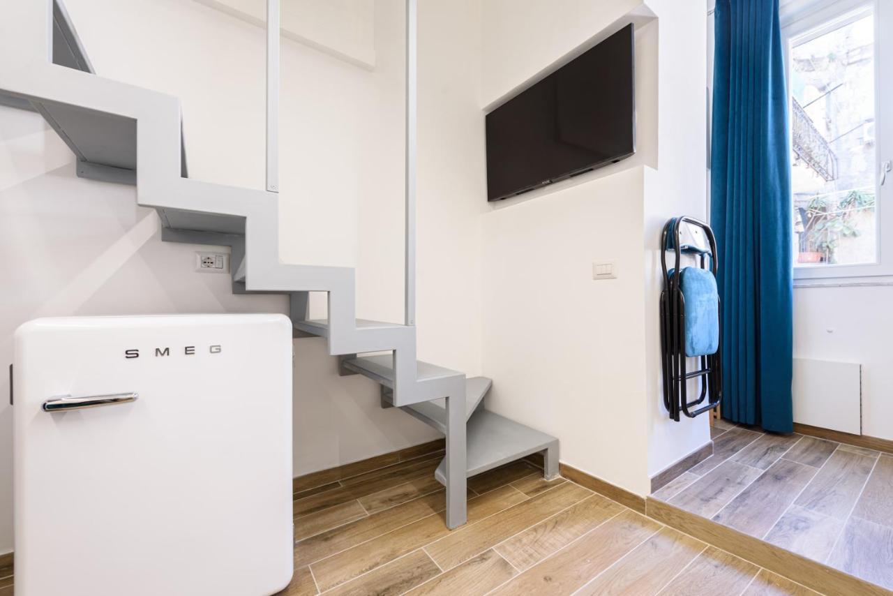 Napoli In Bed Apartment ภายนอก รูปภาพ