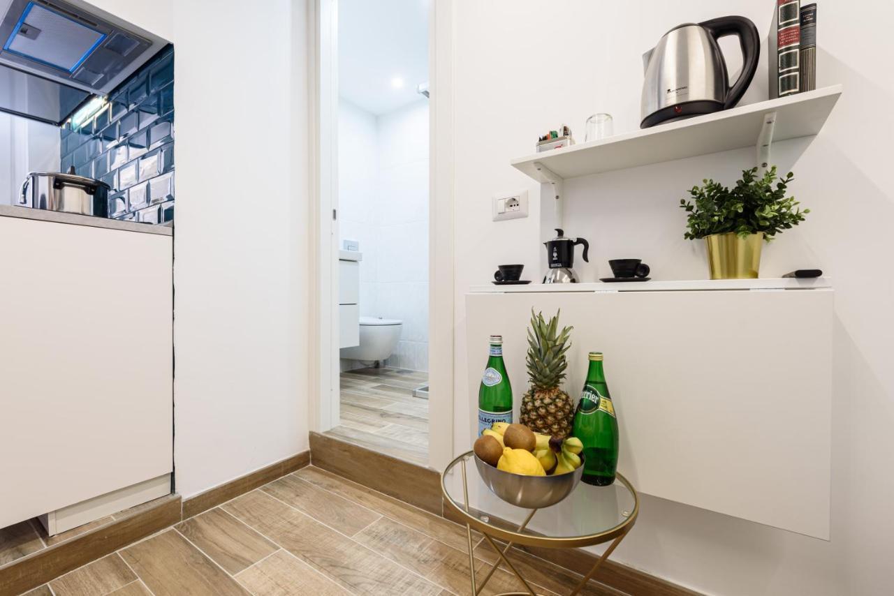 Napoli In Bed Apartment ภายนอก รูปภาพ