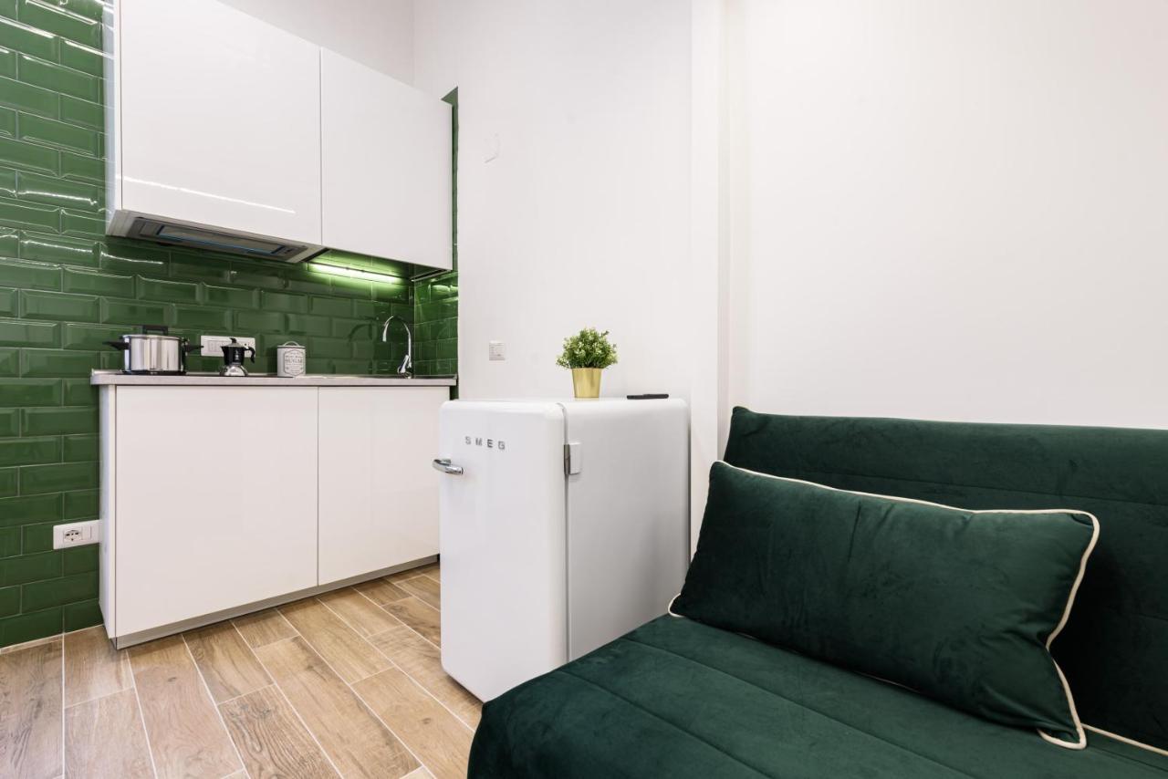 Napoli In Bed Apartment ภายนอก รูปภาพ